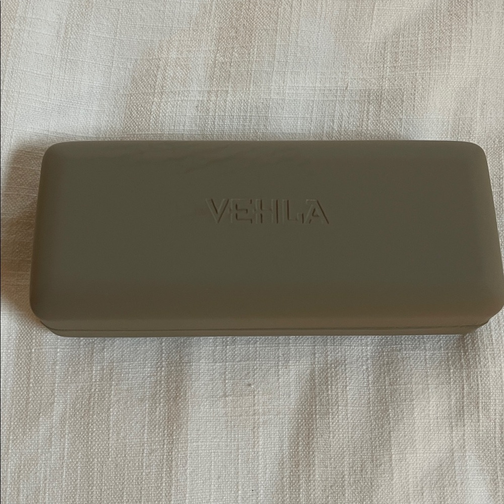 VEHLA Dixie Tortoise Shell Sunglasses with Green Lenses - Picture 6 of 6